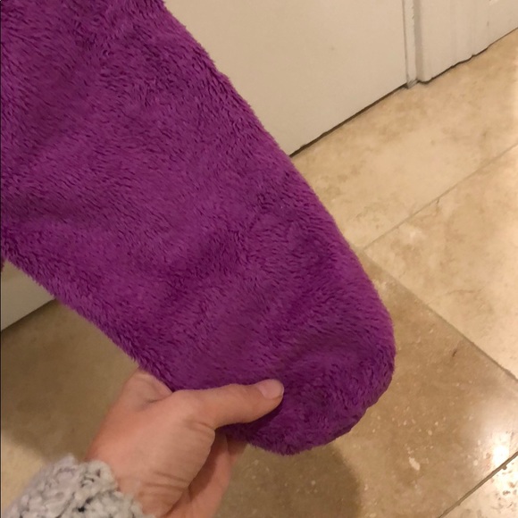 Women’s North Face Jacket - Picture 5 of 7